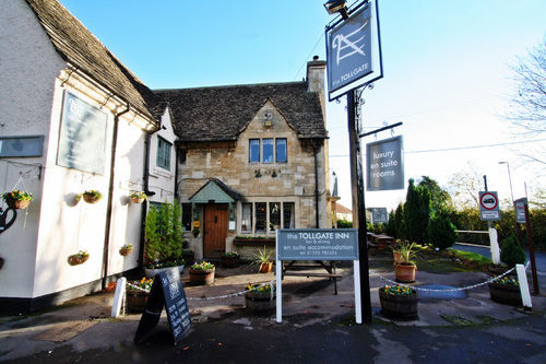 The Tollgate Inn Bradford-On-Avon Exteriör bild